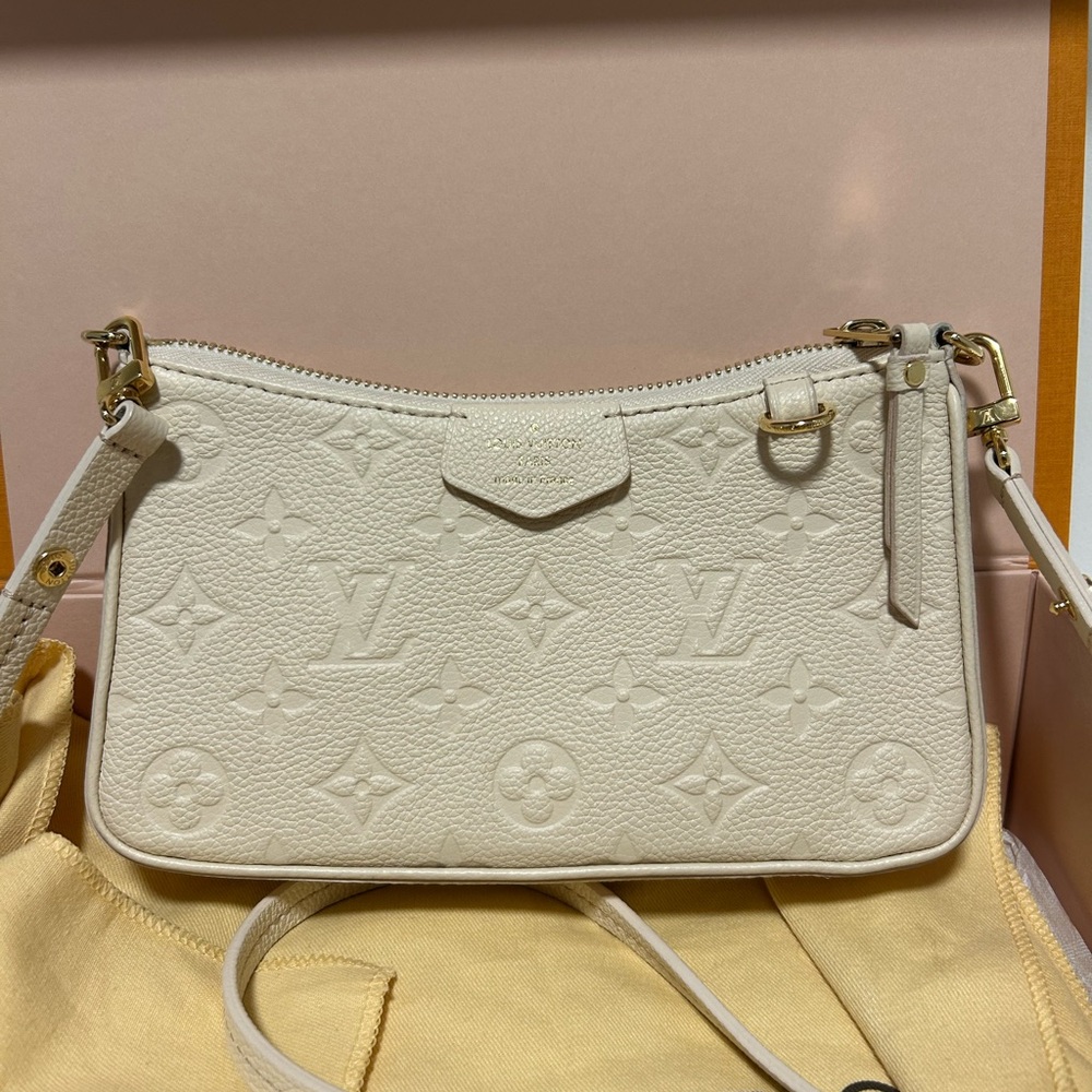 Louis Vuitton Easy Pouch on Strap Full Set - Picture 1 of 13